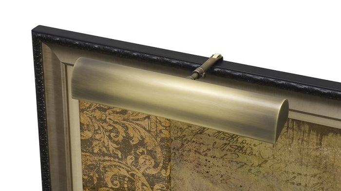 18-inch Classic Traditional Antique Brass Plug-In Picture Light