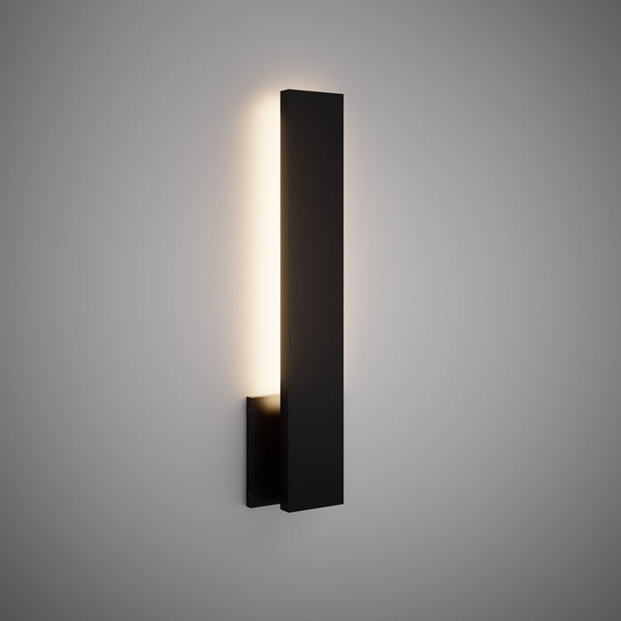 Blade 16-in wall light Black powder Coated  Dimmable 18W
