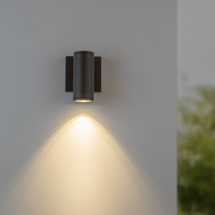Nordic 6-in (2-in Dia.) Aluminum Outdoor Wall Light