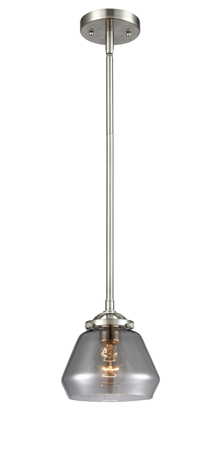 Brushed Satin Nickel / Light Smoke